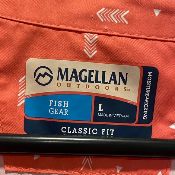Magellan Women’s Coral Fish Gear Button-Up Shirt | Size Large | Moisture Wicking - Picture 2 of 11